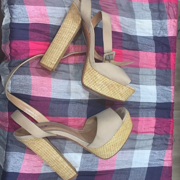 Schutz ankle wrap heels - Picture 5 of 5